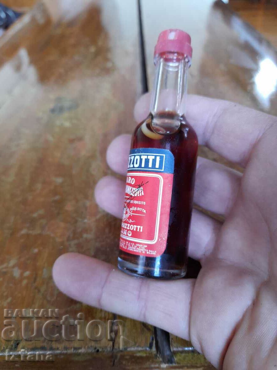 Delivery of Old bottle of Ramazzotti Delivery of Old bottle of Ramazzotti