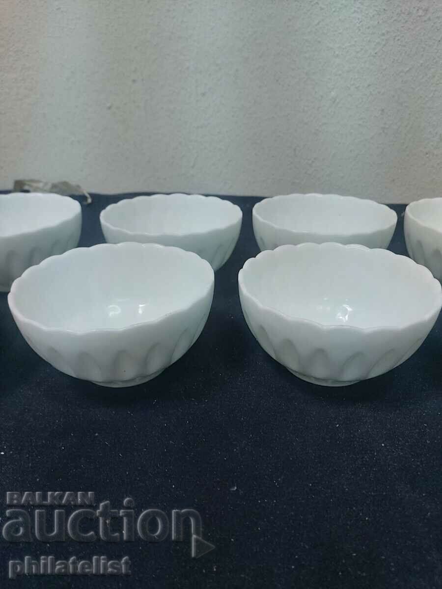 Auction 11 pieces - Bowls for nuts - Arkopal Auction 11 pieces - Bowls for nuts - Arkopal