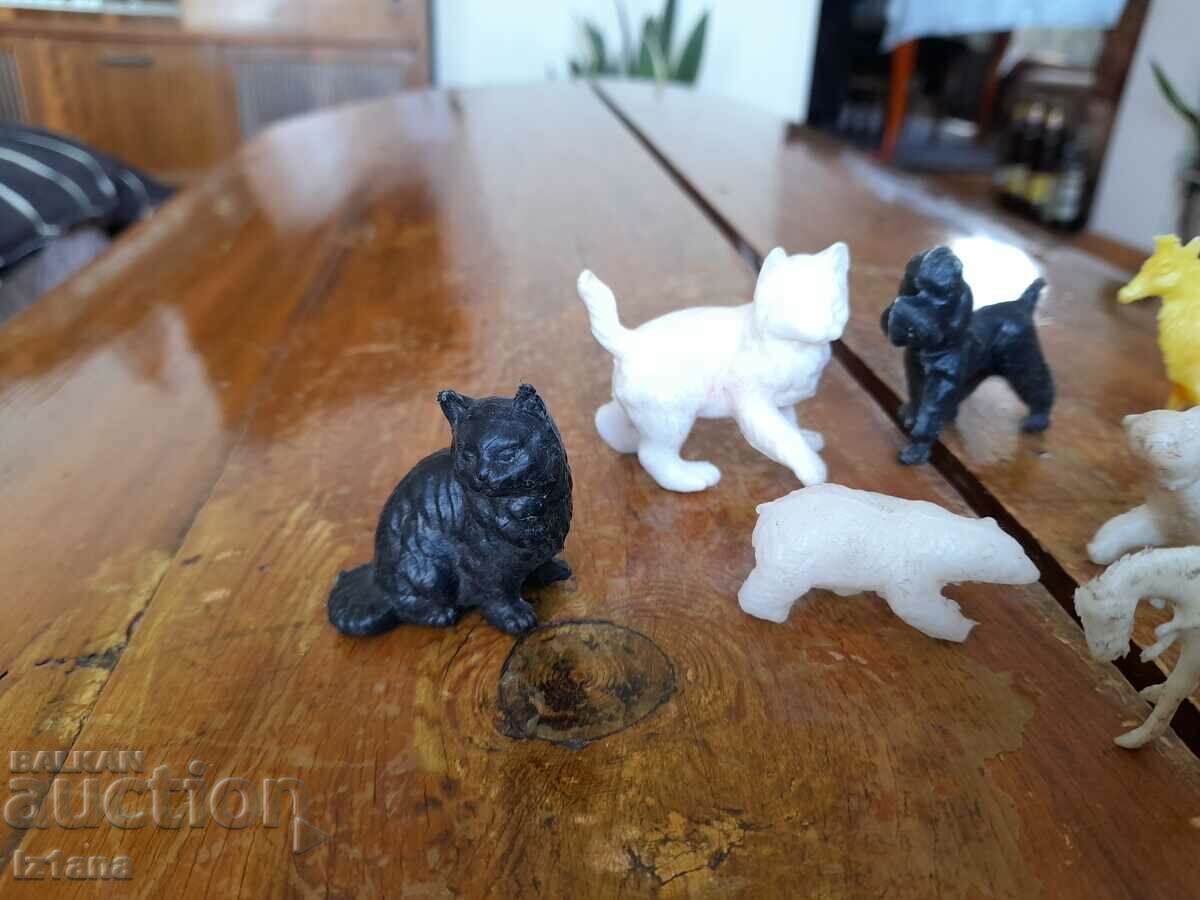 Παλιά ειδώλια, ζώα με τιμή 30.00 BGN | € 15.34 Παλιά ειδώλια, ζώα με τιμή 30.00 BGN | € 15.34