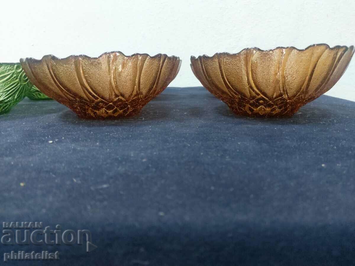 8 pieces Bowls for nuts - Colored glass - different with price 19.00 BGN | € 9.71