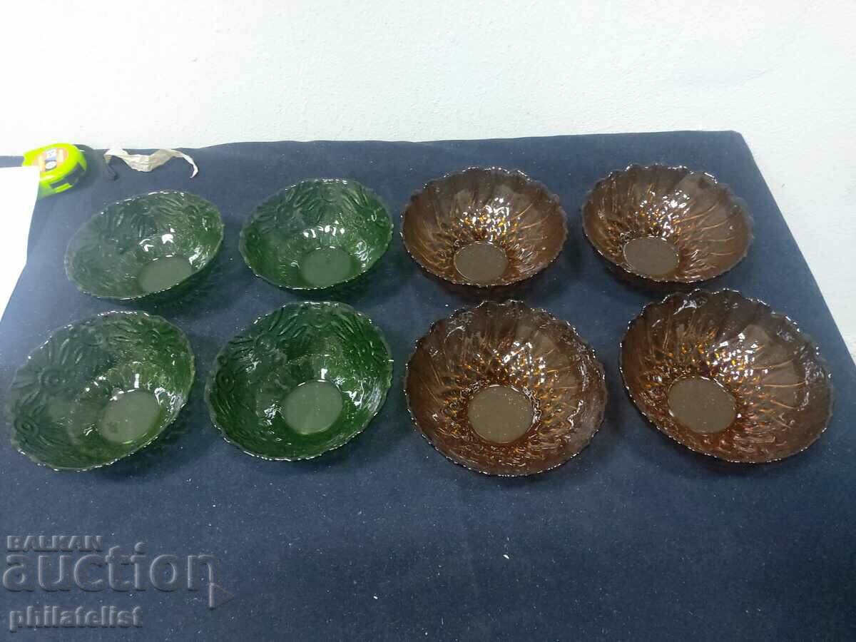 8 pieces Bowls for nuts - Colored glass - different