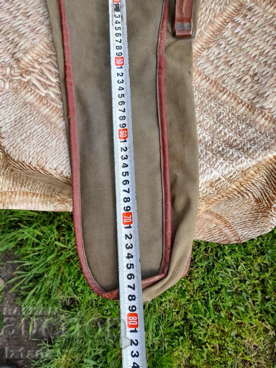 Livrarea Un caz de arme vechi Livrarea Un caz de arme vechi