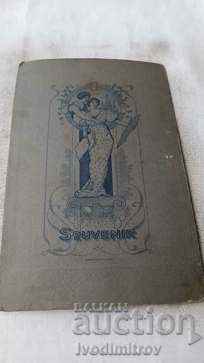 Fotografie Doi tineri Carton cu preț 6.75 BGN | € 3.45 Fotografie Doi tineri Carton cu preț 6.75 BGN | € 3.45