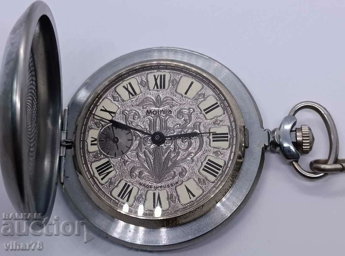 Auction zipper pocket watch 18 stones Auction zipper pocket watch 18 stones