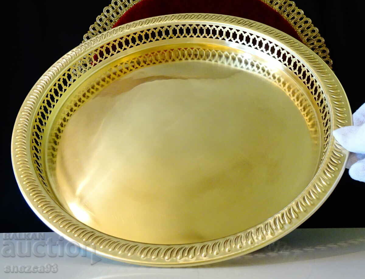 Brass tray, serving dish 33 cm., openwork.