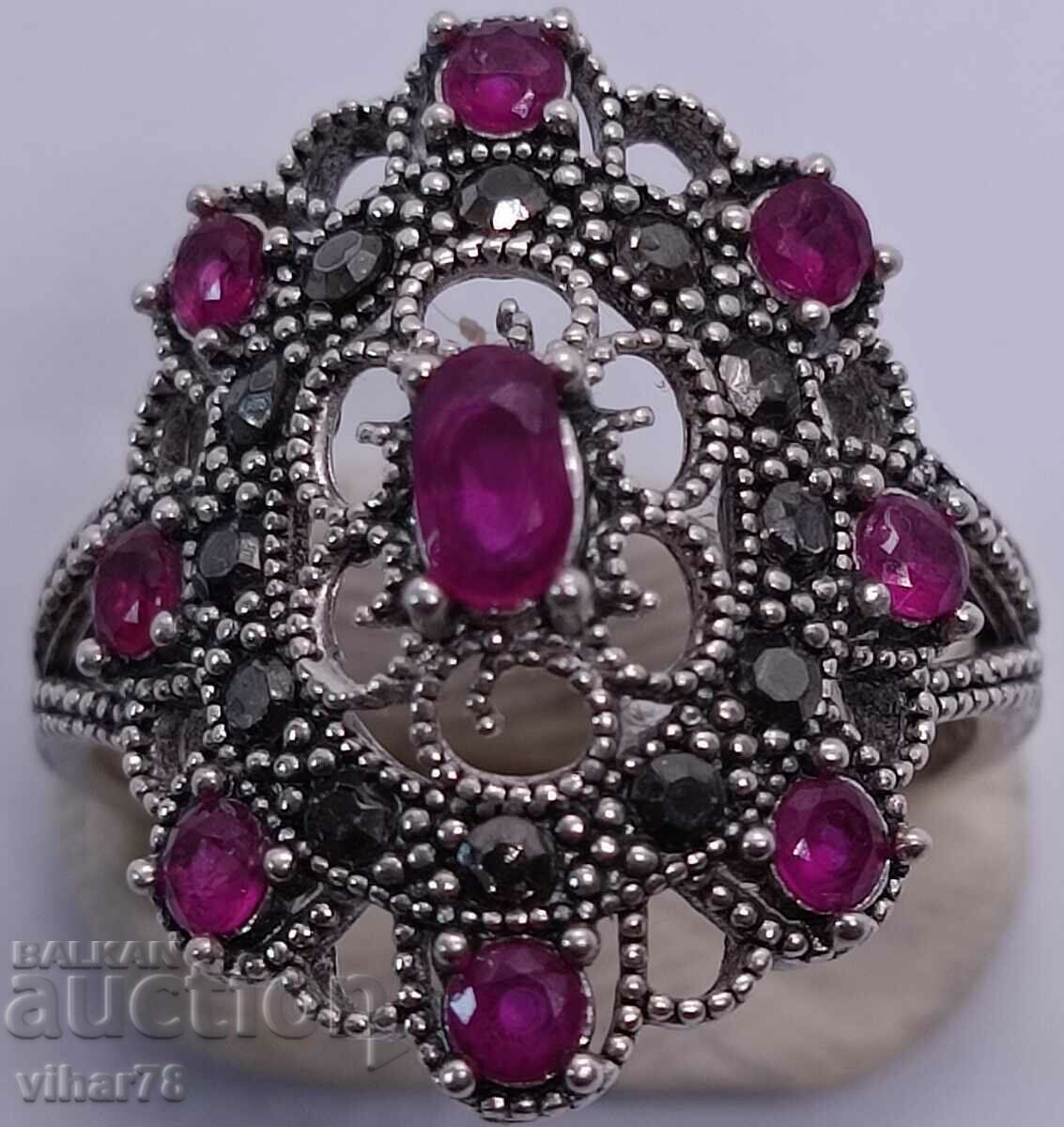 FEMEI Inel argint cu preț 129.99 BGN | € 66.46