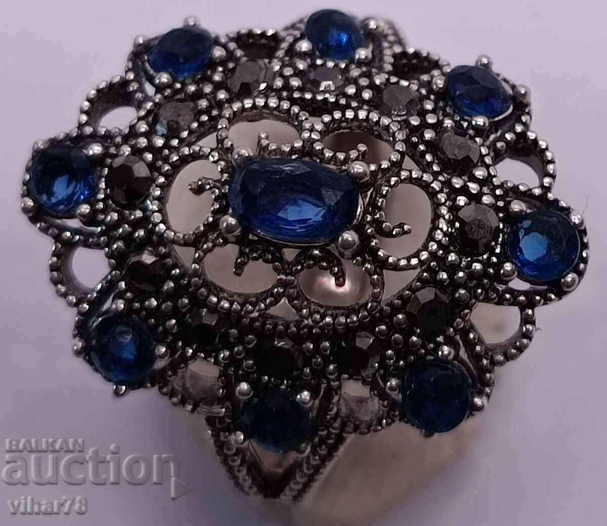 WOMEN'S SILVER RING with price 129.99 BGN | € 66.46 WOMEN'S SILVER RING with price 129.99 BGN | € 66.46