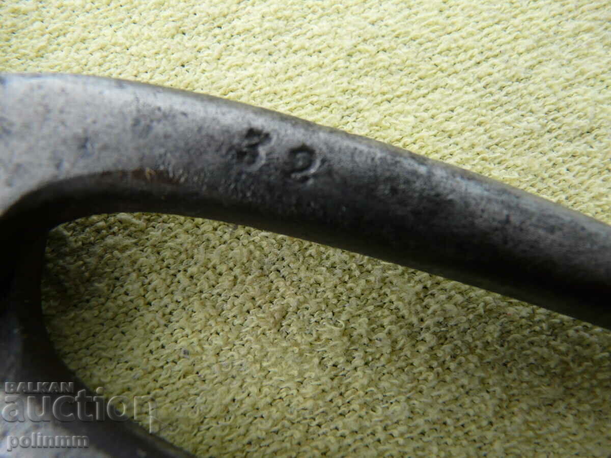 Auction Old German Shoemaker's Pliers - 43 Auction Old German Shoemaker's Pliers - 43