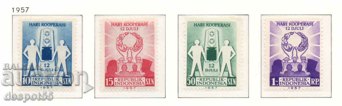 1957. Indonezia. Ziua Cooperării.