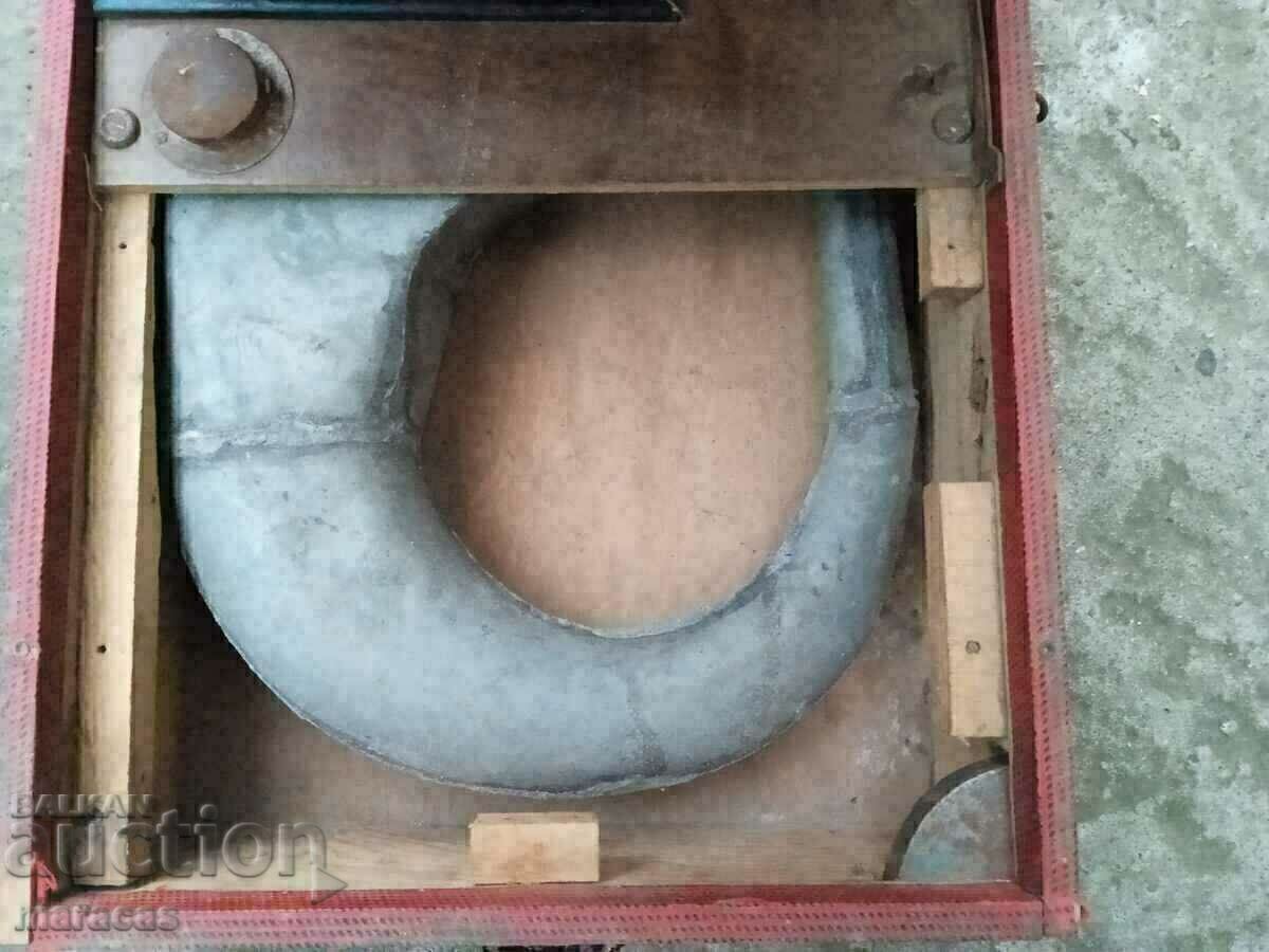 Παλιό μηχανικό γραμμόφωνο - 5