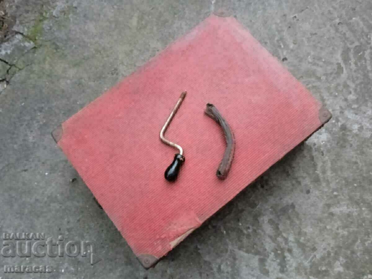 Old mechanical gramophone - 6 Old mechanical gramophone - 6