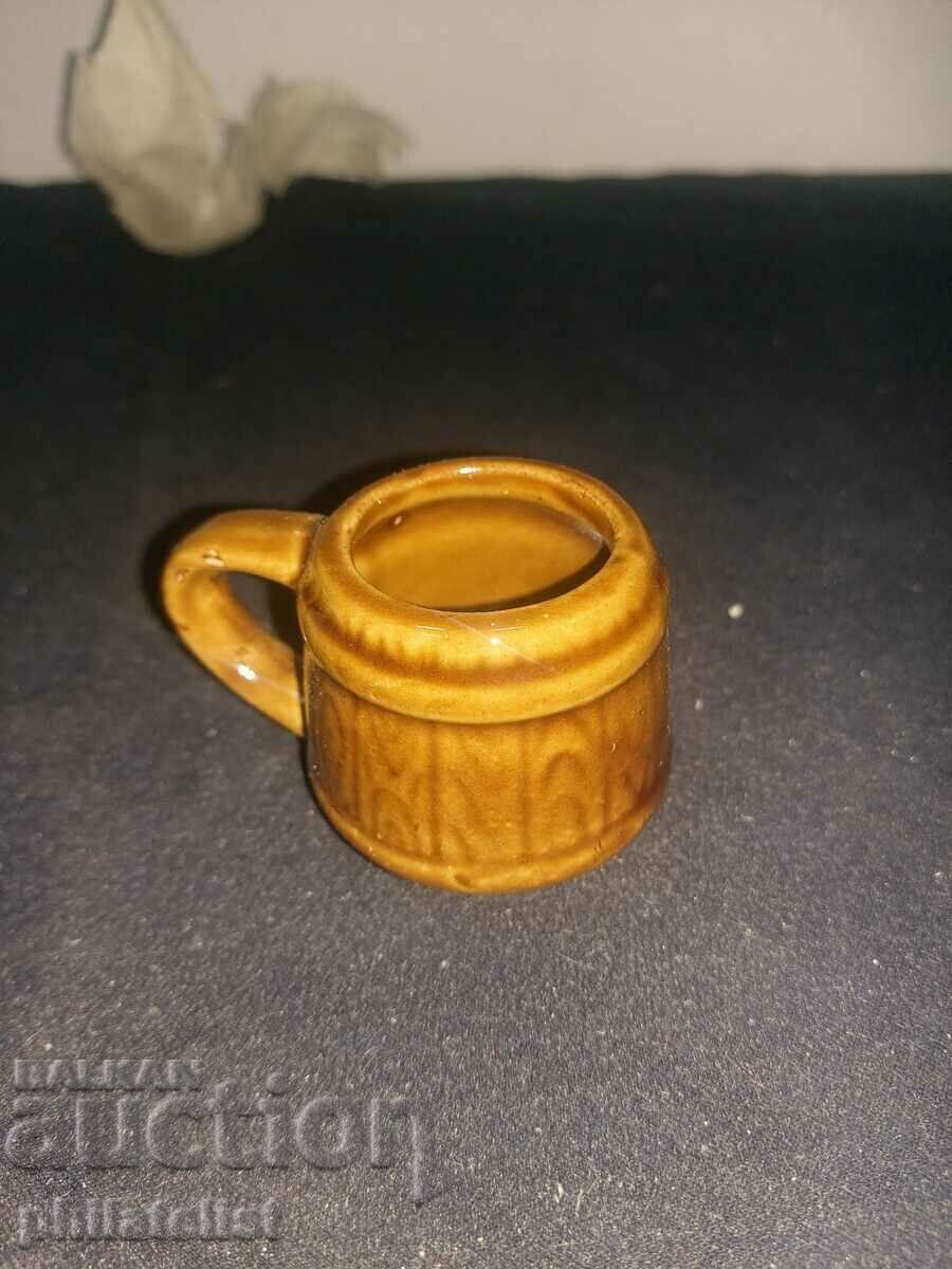A small cup!