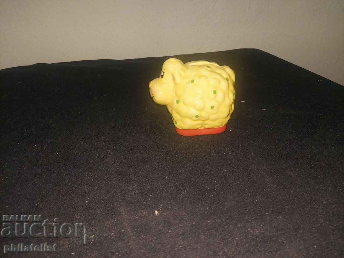 Касичка за подарък - №4 с цена 3.00 лв. | € 1.53 Касичка за подарък - №4 с цена 3.00 лв. | € 1.53