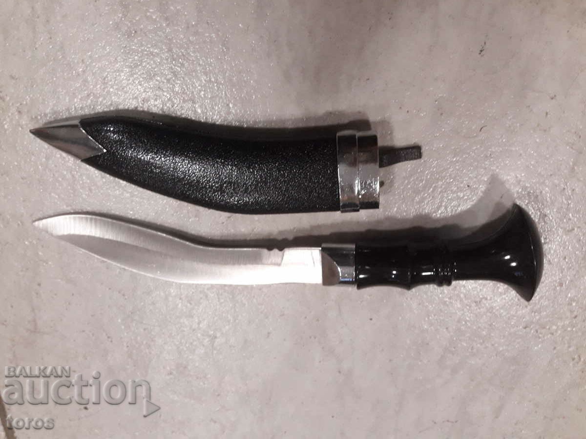 Малко декоративно кукри,нож,кама,кинжал,острие с цена € 17.90 | 35.01 лв.