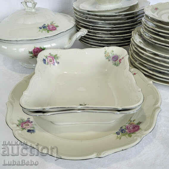 Delivery of Porcelain dinner service C.T. Altwasser Delivery of Porcelain dinner service C.T. Altwasser
