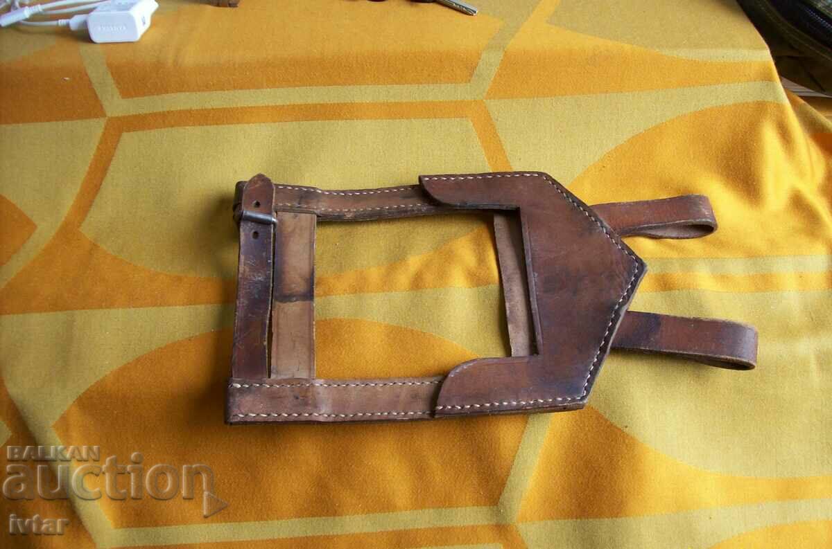 Case, holster for chance tool spade with price 28.00 BGN | € 14.32 Case, holster for chance tool spade with price 28.00 BGN | € 14.32