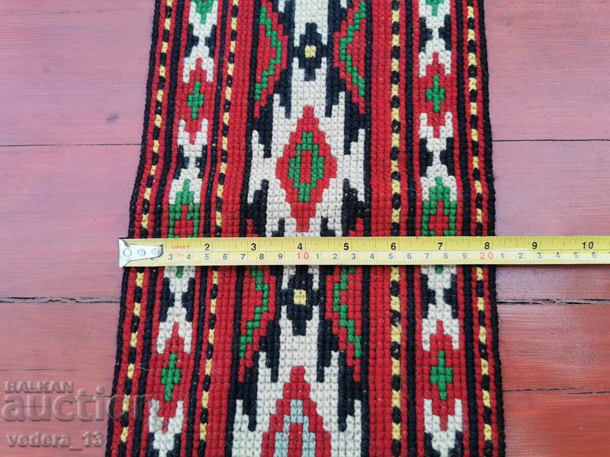 BULGARIAN EMBROIDERIES - 5 BULGARIAN EMBROIDERIES - 5