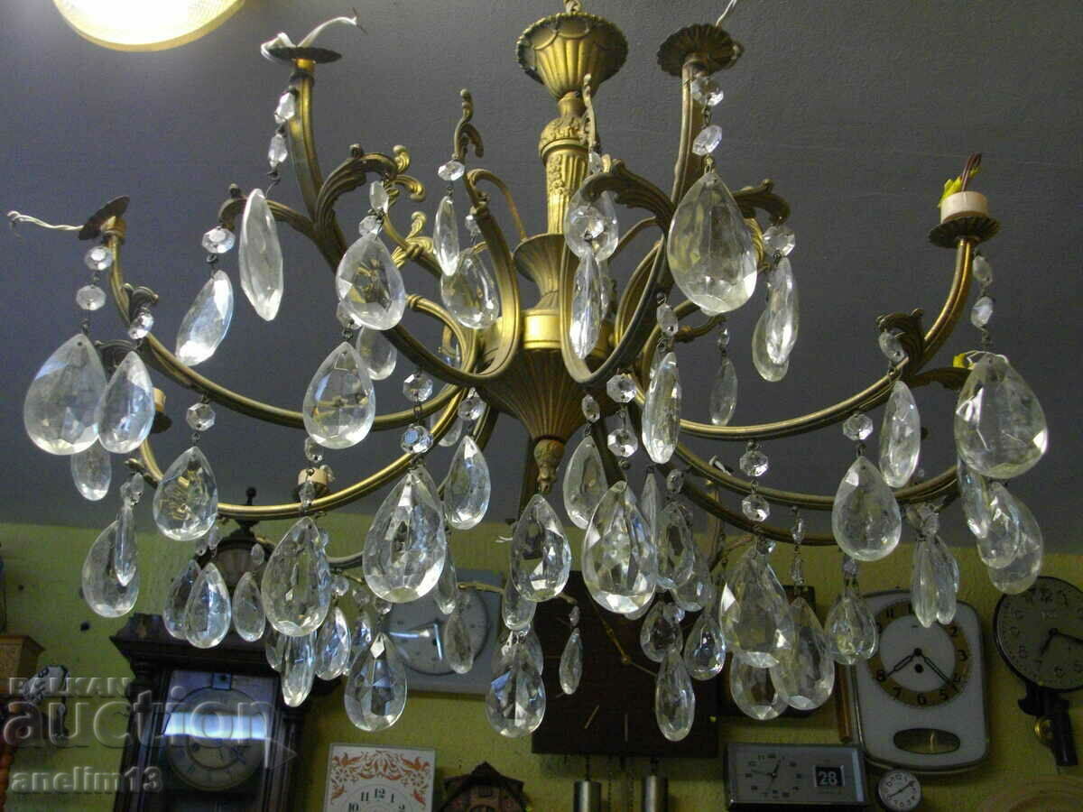 Delivery of OLD CRYSTAL CHANDELIER LAMP Delivery of OLD CRYSTAL CHANDELIER LAMP