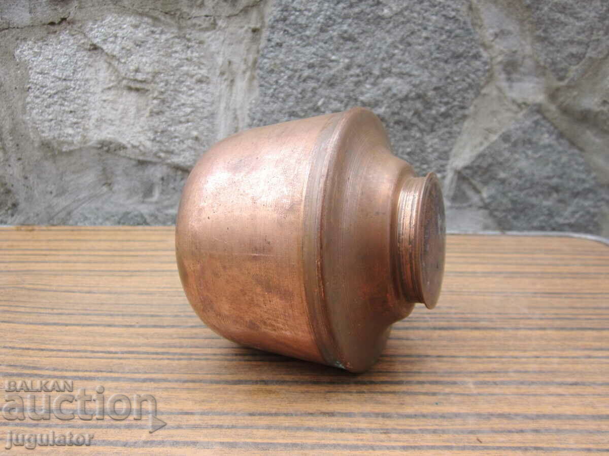 Auction old Bulgarian copper oil pot Auction old Bulgarian copper oil pot