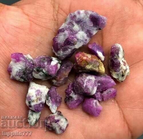 φυσικό ρουμπίνι σε μήτρα ποιότητας όψης 37 γραμμάρια 15 τμχ με τιμή 395.00 BGN | € 201.96 φυσικό ρουμπίνι σε μήτρα ποιότητας όψης 37 γραμμάρια 15 τμχ με τιμή 395.00 BGN | € 201.96