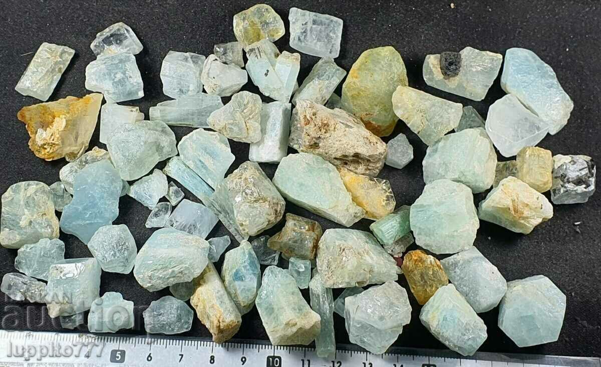 Δημοπρασία φυσική ακουαμαρίνα βερύλ 370 γραμμάρια - 50 τεμ.+ παρτίδα Δημοπρασία φυσική ακουαμαρίνα βερύλ 370 γραμμάρια - 50 τεμ.+ παρτίδα