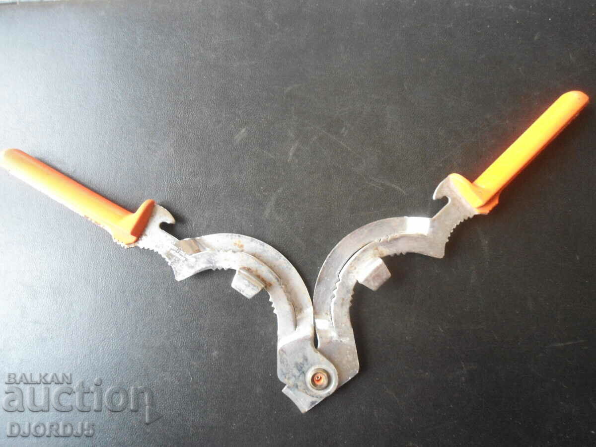 Auction Old home appliance Auction Old home appliance