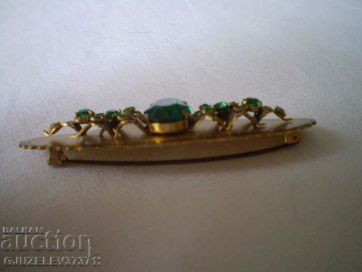 Delivery of brooch - Pin with crystals from the 40s Delivery of brooch - Pin with crystals from the 40s