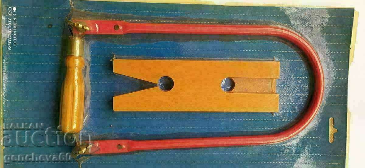 Setați ferăstrăul manual de la SOCA - 7 Setați ferăstrăul manual de la SOCA - 7