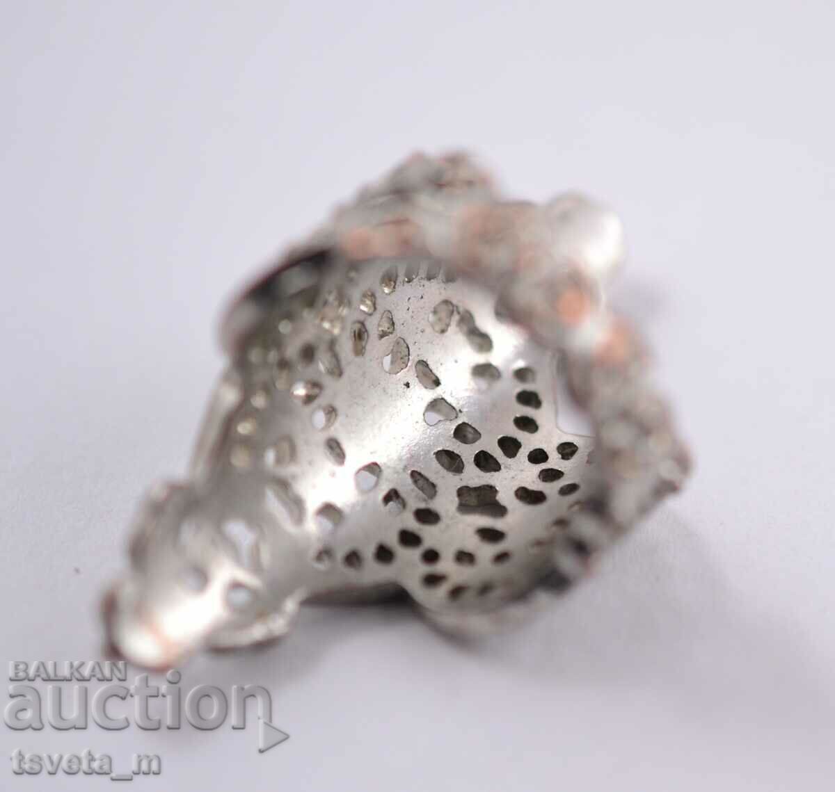 Livrarea Un inel Livrarea Un inel