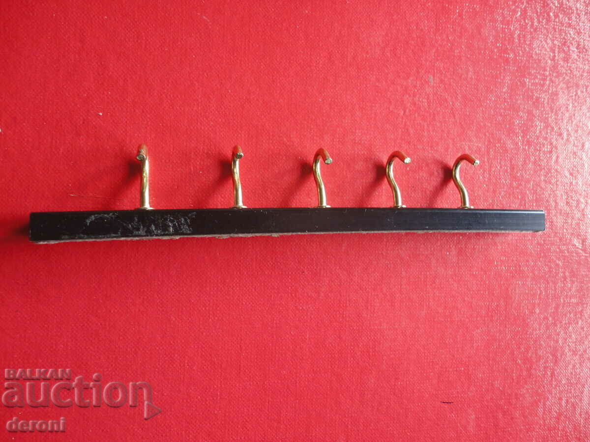 Auction  German hanger 1