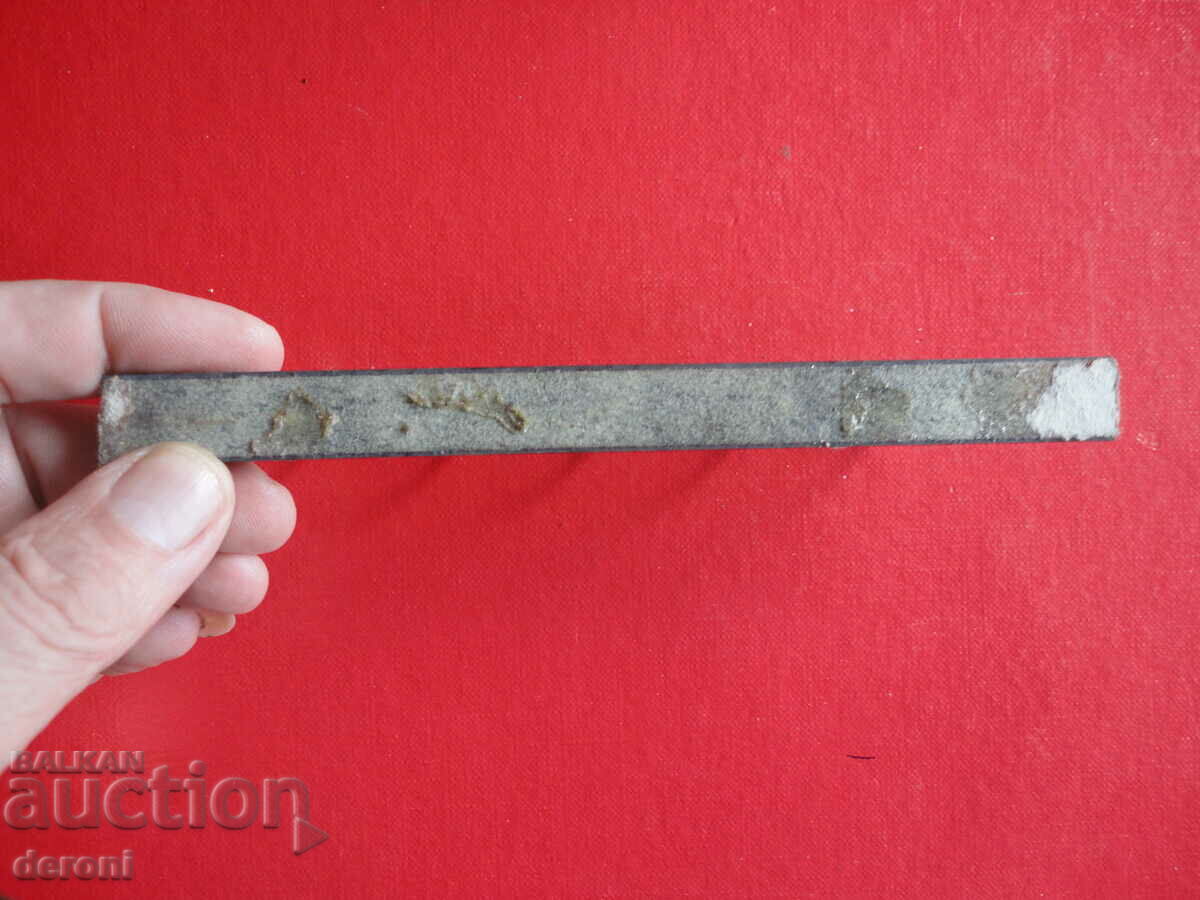 Delivery of German hanger 1