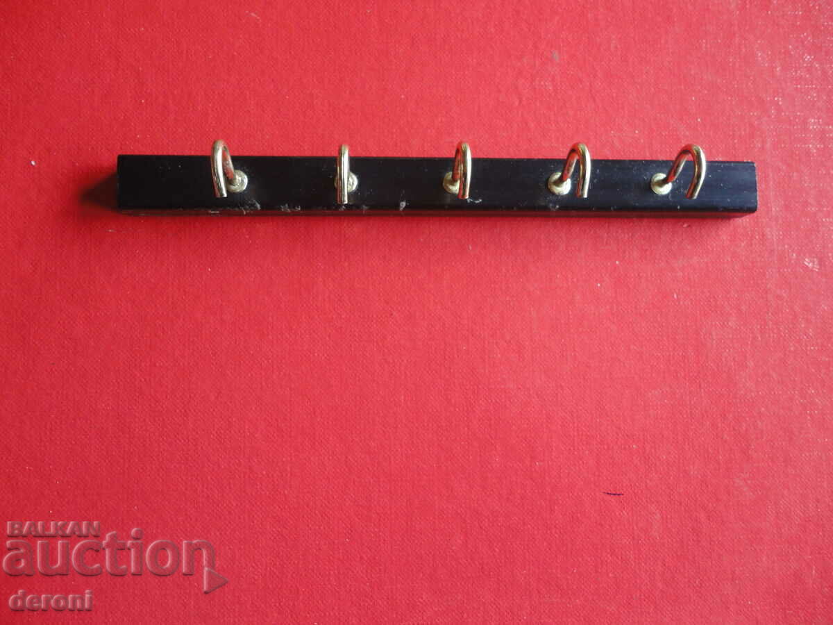 Γερμανική κρεμάστρα 2 - 6 Γερμανική κρεμάστρα 2 - 6