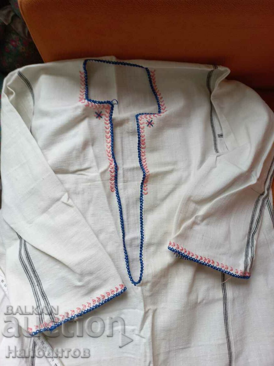 OLD THRACIAN WOMEN'S SHIRT WEAR with price 150.00 BGN | € 76.69 OLD THRACIAN WOMEN'S SHIRT WEAR with price 150.00 BGN | € 76.69