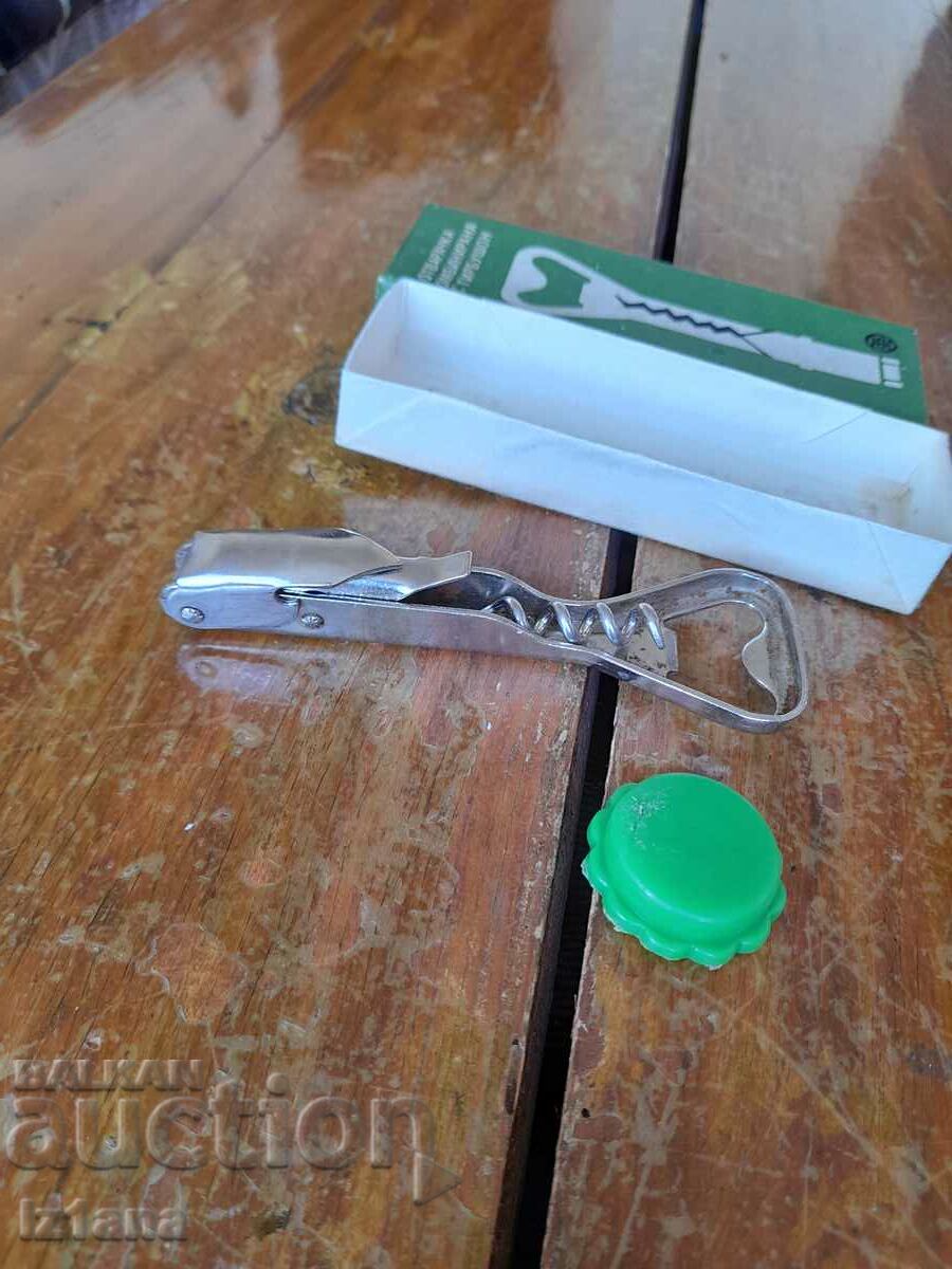 Delivery of An old opener Delivery of An old opener