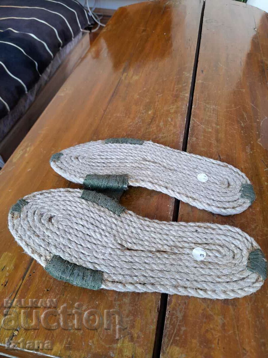 Delivery of Old Slippers Sofia Mitshukoshi Delivery of Old Slippers Sofia Mitshukoshi