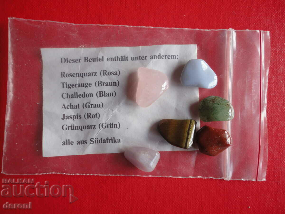 Collection stones minerals stone mineral with price 10.00 BGN | € 5.11 Collection stones minerals stone mineral with price 10.00 BGN | € 5.11
