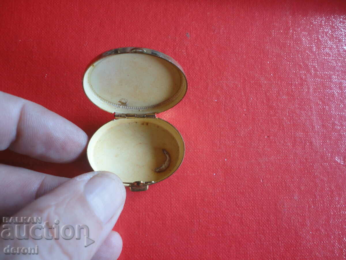 Great Snuff Box Pill Box Jewelry 6 - 5 Great Snuff Box Pill Box Jewelry 6 - 5