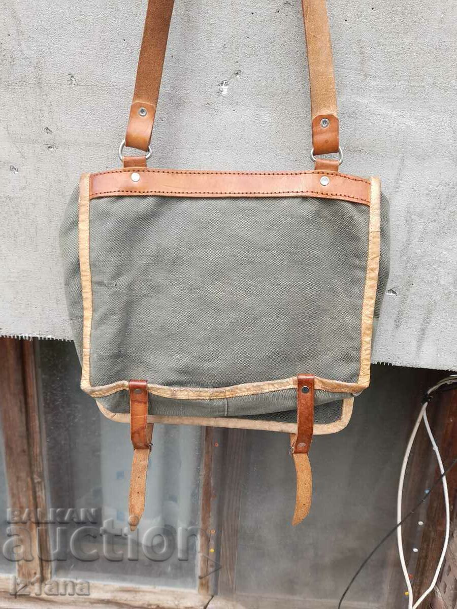 Auction An old canvas bag Auction An old canvas bag