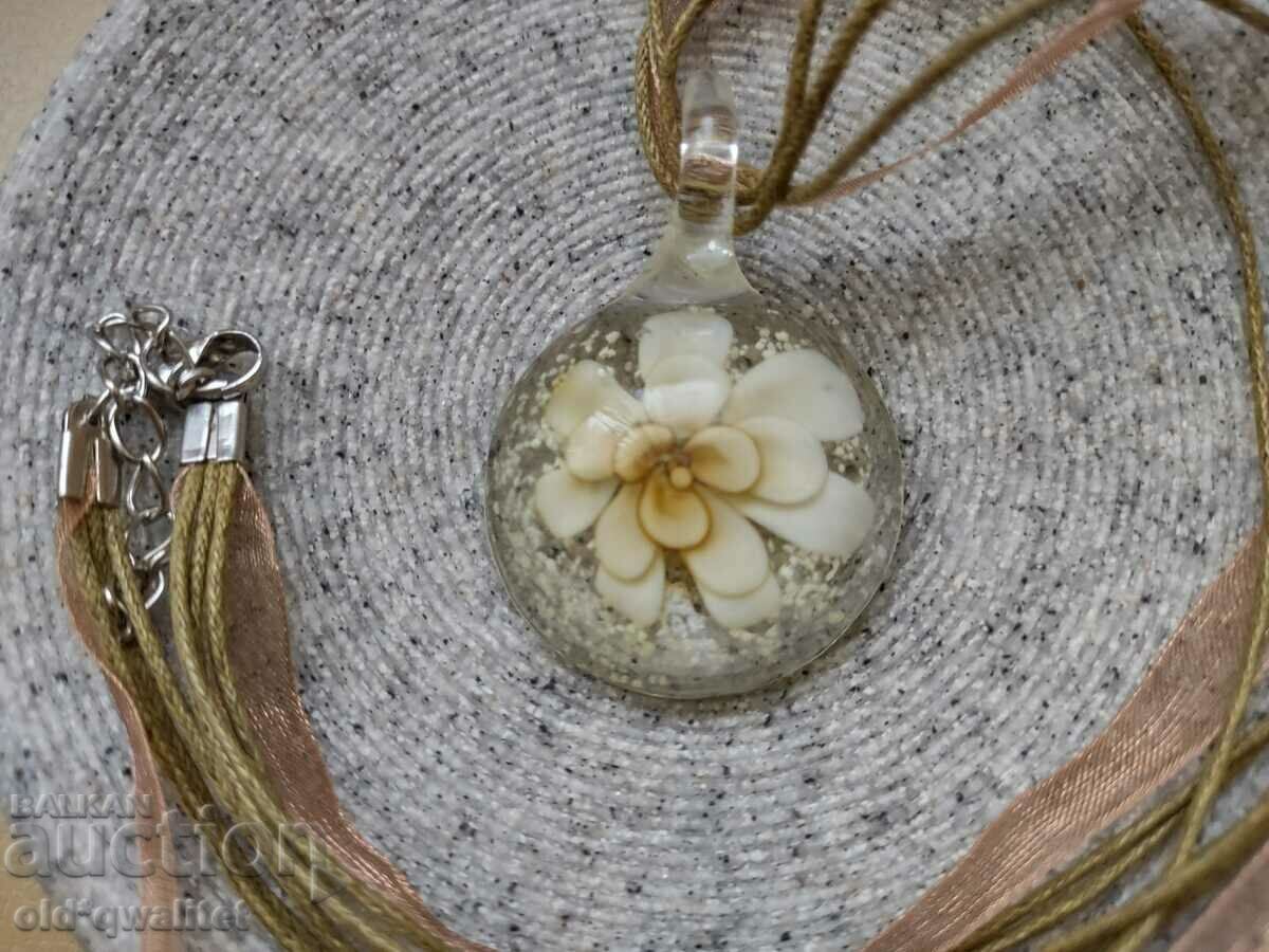 Necklace/Necklace/Jewelry with a beautiful flower in a glass capsule - 5 Necklace/Necklace/Jewelry with a beautiful flower in a glass capsule - 5