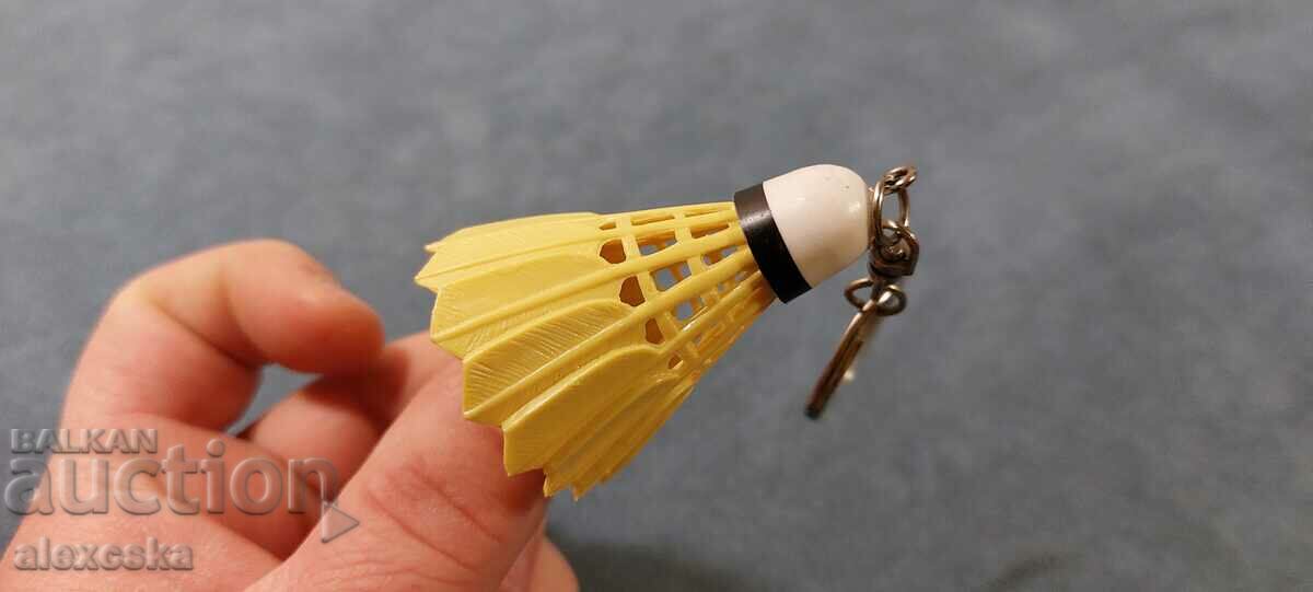 Auction A set of vintage key chains Auction A set of vintage key chains