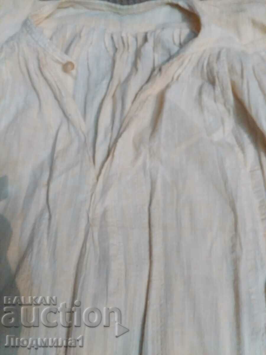 АВТЕНТИЧНА СТАРА ДАМСКА РИЗА с цена 70.00 лв. | € 35.79 АВТЕНТИЧНА СТАРА ДАМСКА РИЗА с цена 70.00 лв. | € 35.79