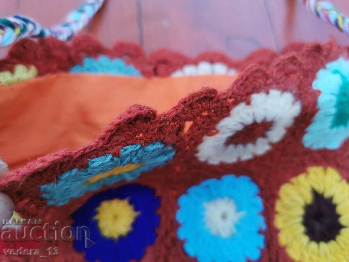 Delivery of KNIT BAG