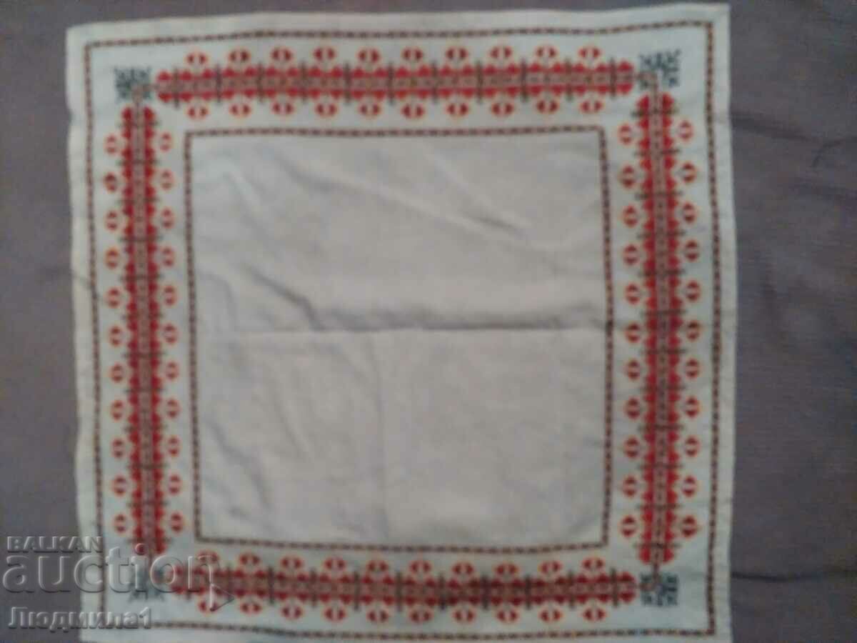 KARE with price 15.00 BGN | € 7.67