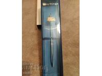 DISTRIBUITOR DE CARTI