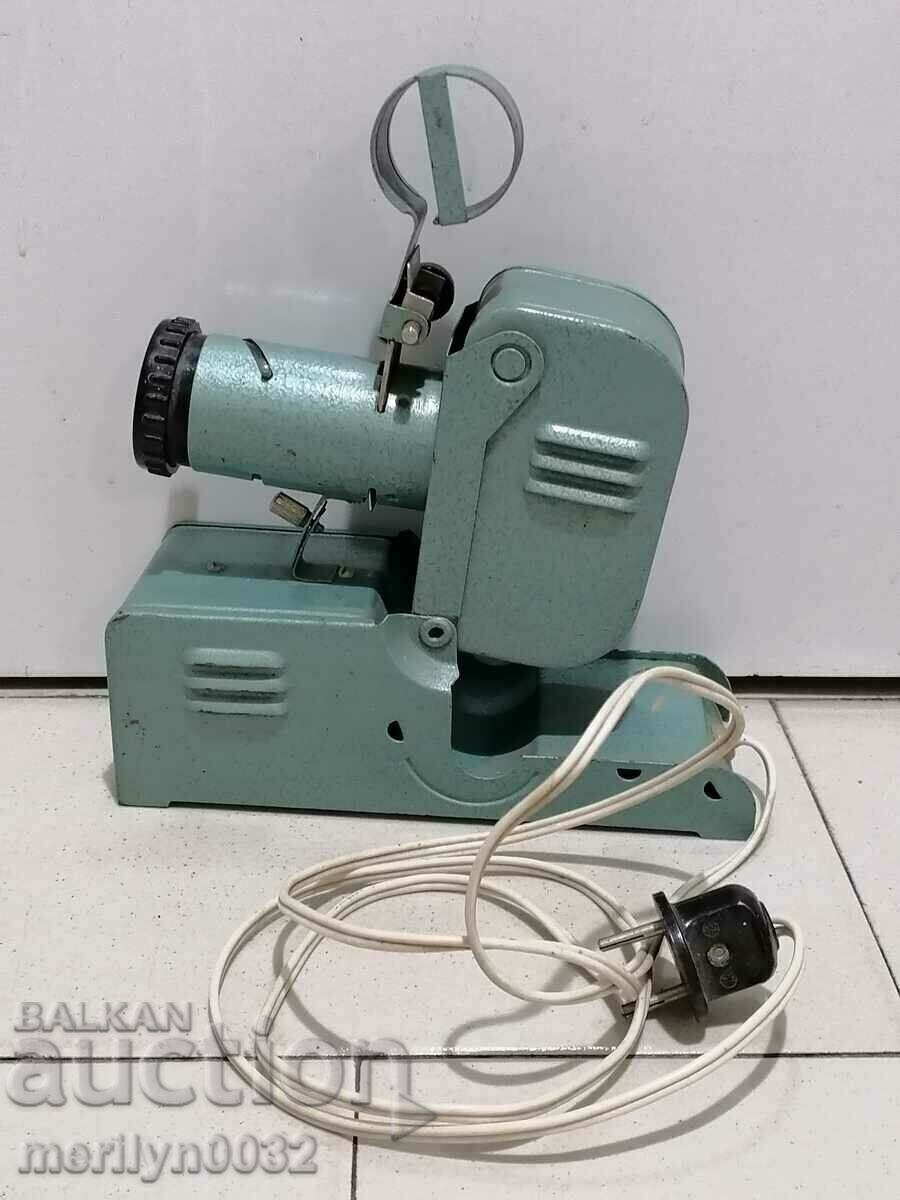 Old projector, slide "PIONEER" with price 46.00 BGN | € 23.52 Old projector, slide "PIONEER" with price 46.00 BGN | € 23.52