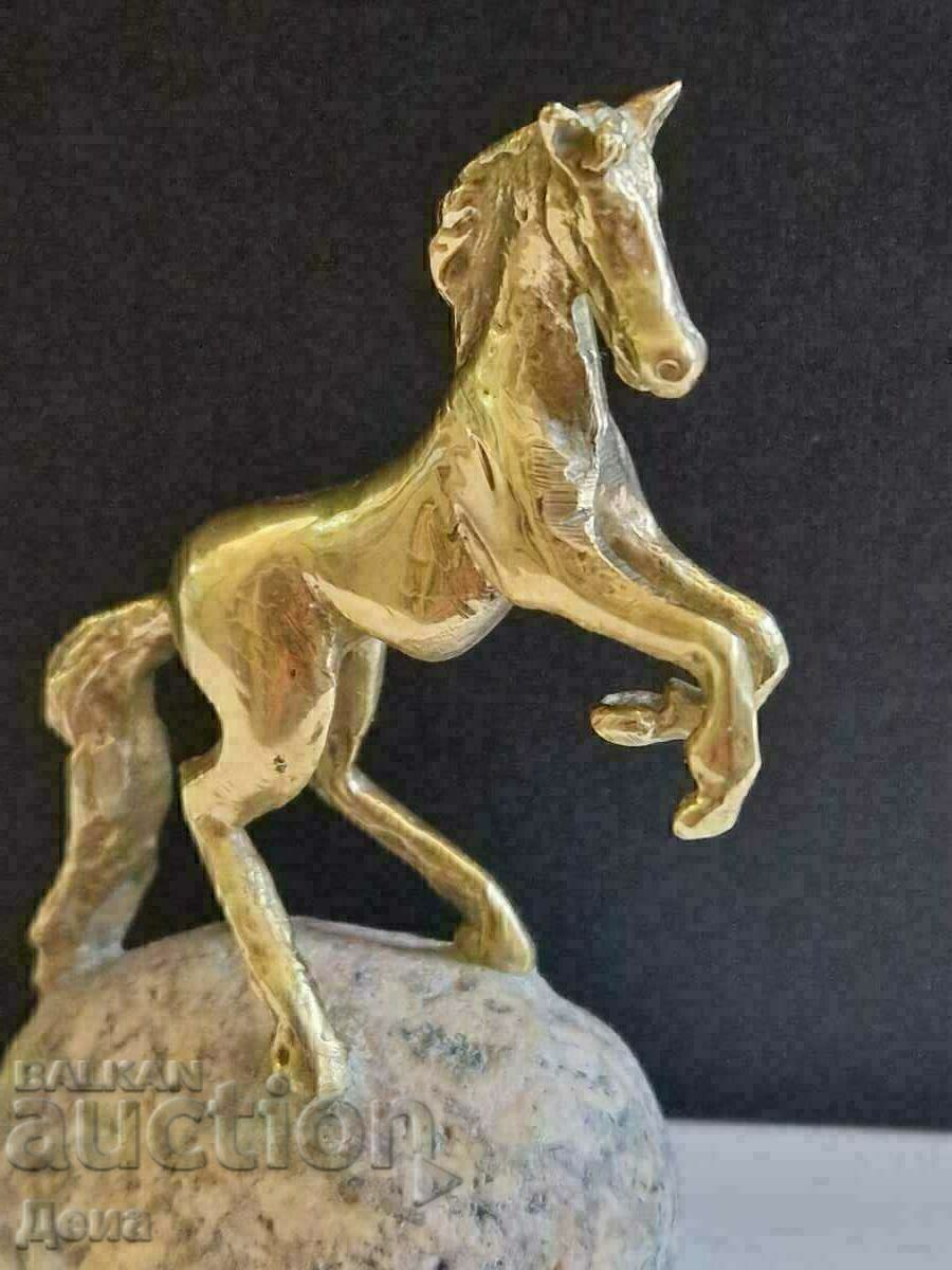 Licitație Sculptură din alamă Alexander Tsekov Licitație Sculptură din alamă Alexander Tsekov