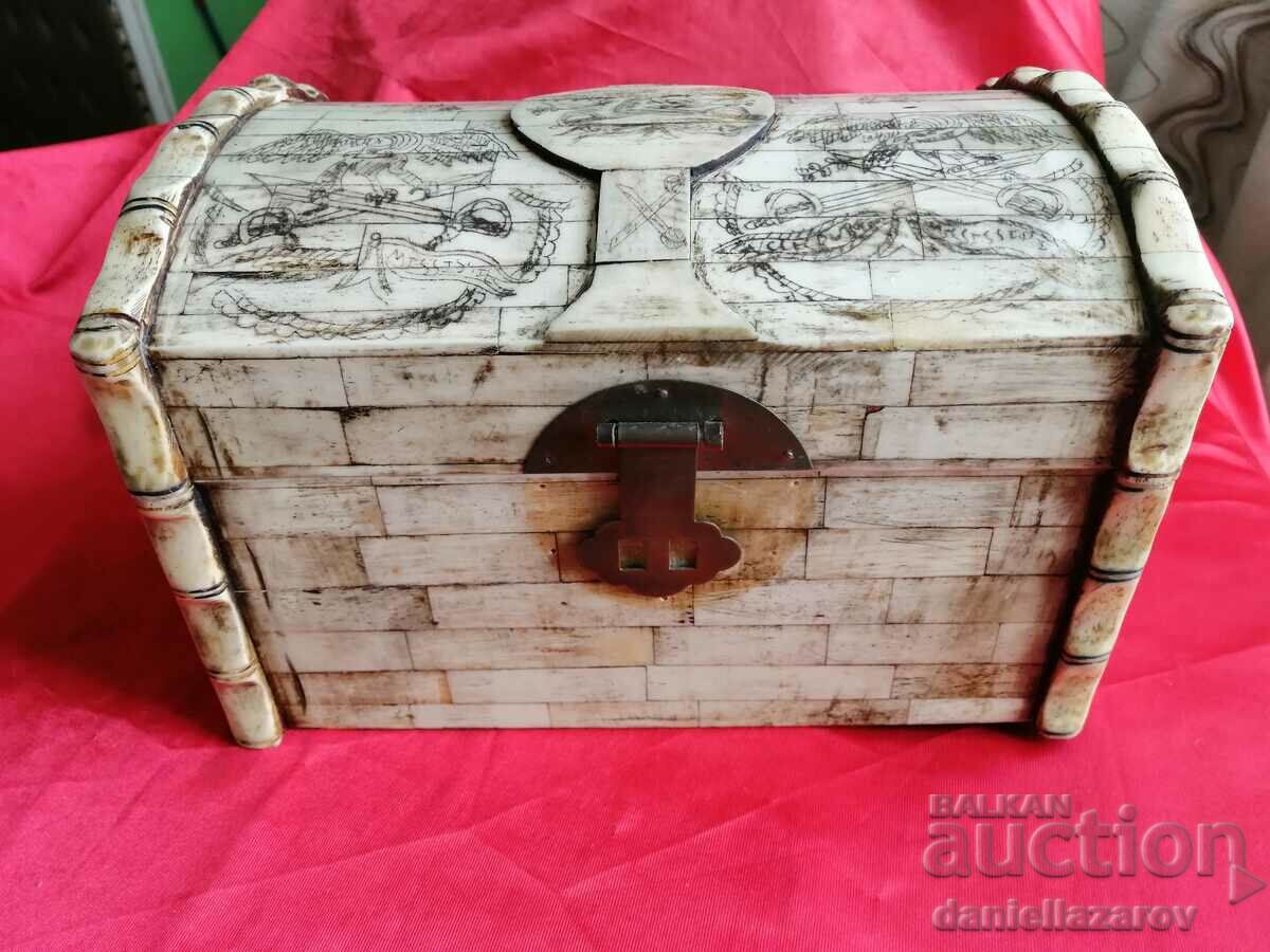 Unique! Large Box, Chest, Chest made of CAMEL Bone with price 280.00 BGN | € 143.16