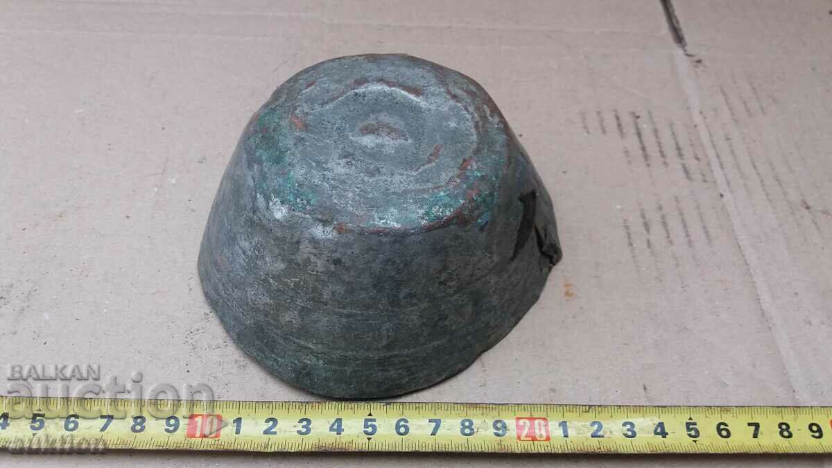 Delivery of WROUGHT RENAISSANCE COPPER BOWL, TRAY, PAN, BOWLER Delivery of WROUGHT RENAISSANCE COPPER BOWL, TRAY, PAN, BOWLER