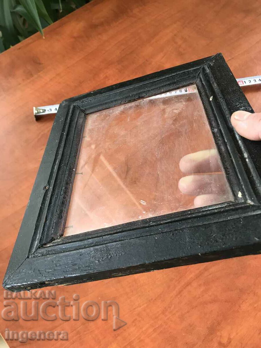 Delivery of WOOD GLASS FRAME FOR PHOTO OR PICTURE-ANTIQUE Delivery of WOOD GLASS FRAME FOR PHOTO OR PICTURE-ANTIQUE