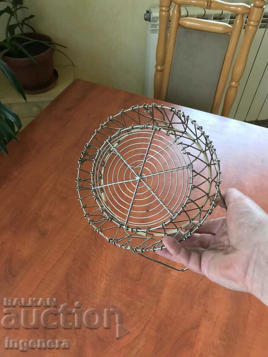 METAL BASKET RETRO FOLDABLE AND IN DIFFERENT SHAPES - 6 METAL BASKET RETRO FOLDABLE AND IN DIFFERENT SHAPES - 6